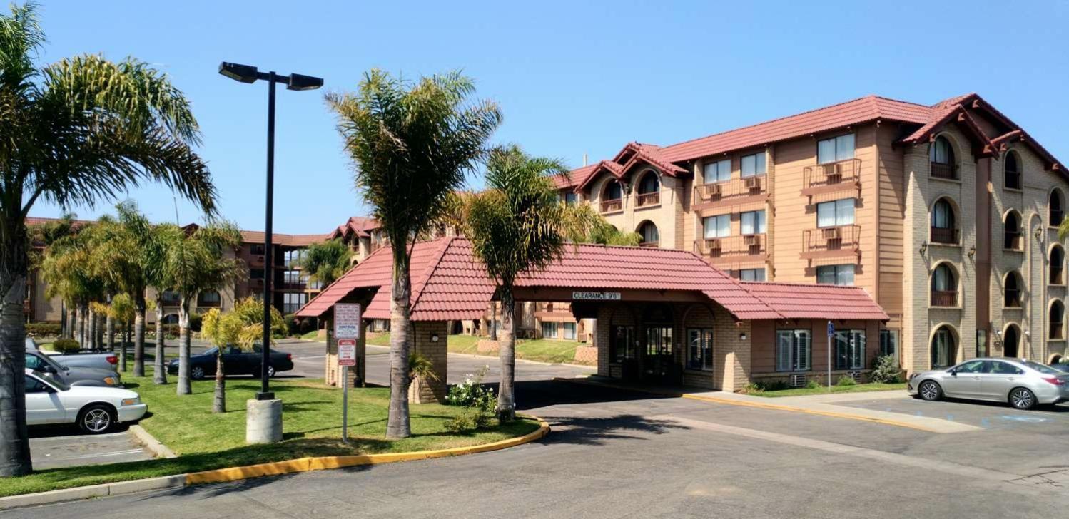 Lompoc Hotel Екстериор снимка